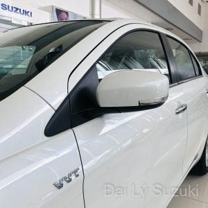 Thân xe Suzuki Ciaz