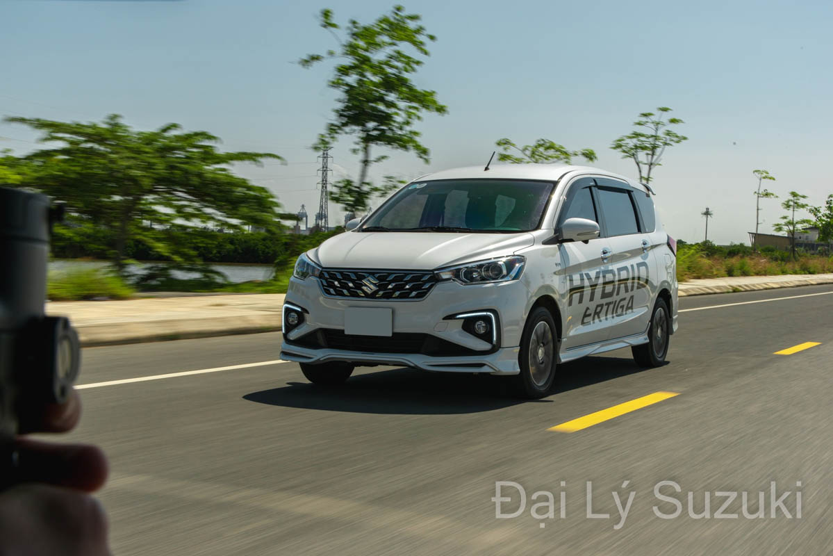 Đánh giá chi phí của Suzuki XL7 và Ertiga Hybrid