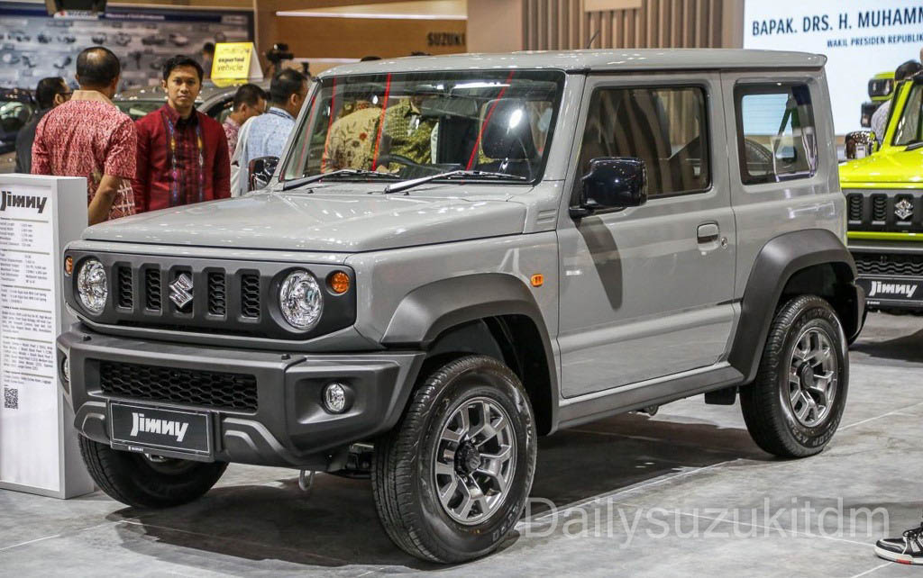 Suzuki Jimny màu Xám