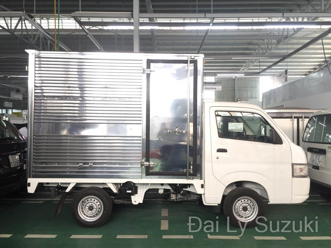 Thiết kế và Ngoại thất Suzuki Carry Truck