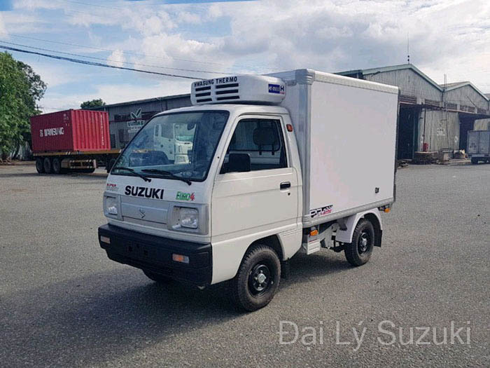 Thiết kế và Ngoại thất Suzuki Carry Truck