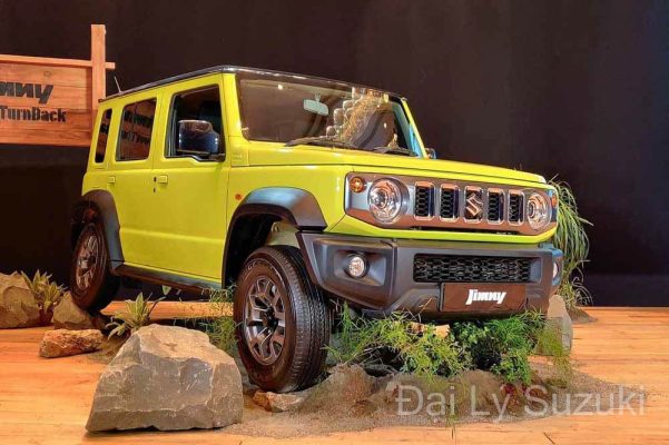 Suzuki Jimny 5 Cửa